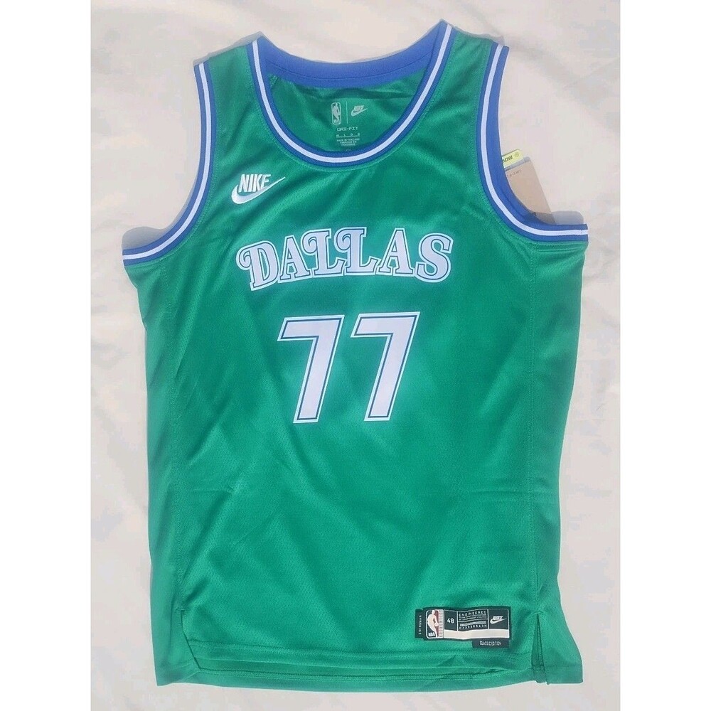 Dallas Doncic #77  Jersey Mens Large